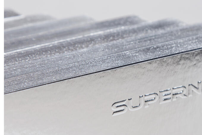 Farbschnitt silber mit Blindprägung Beispiel